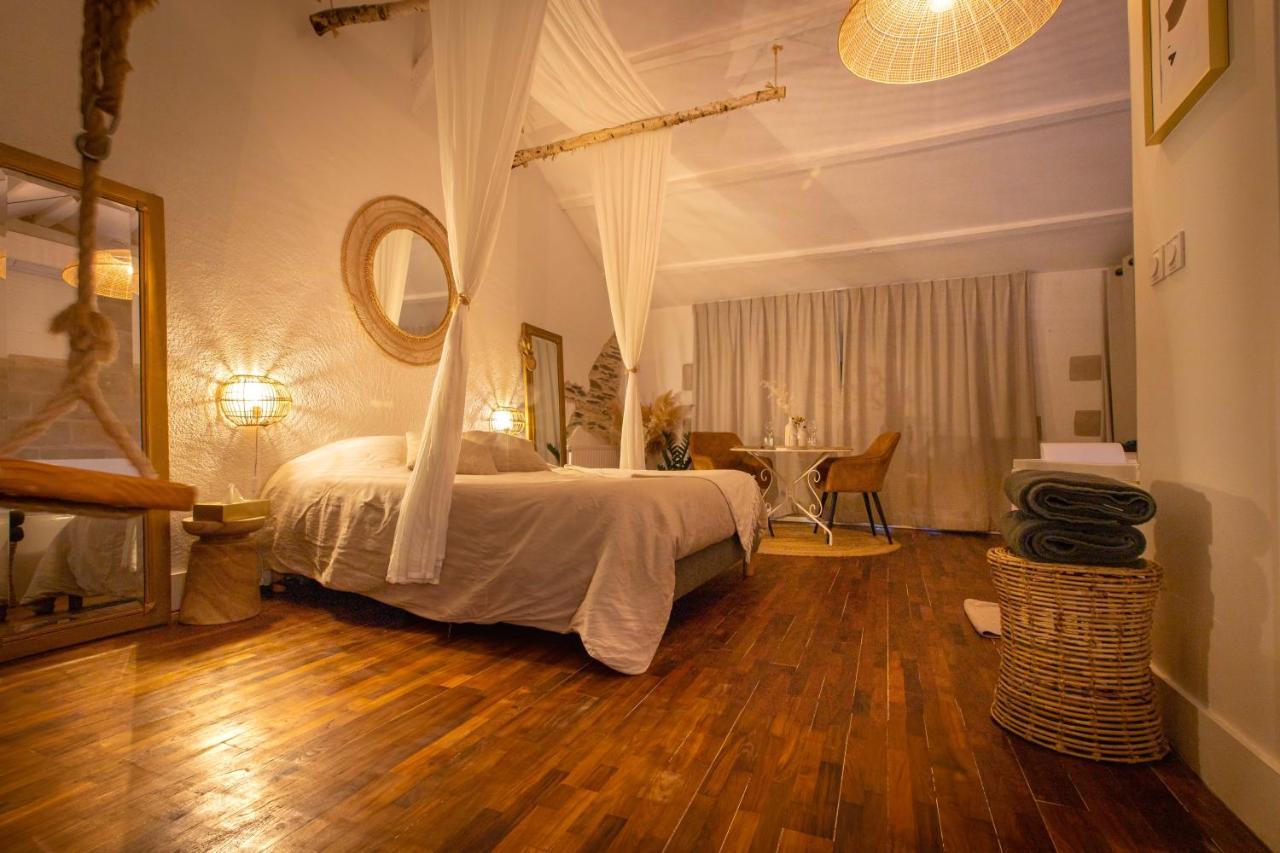 Love Room Boheme Les Petits Plaisirs Angers Bagian luar foto