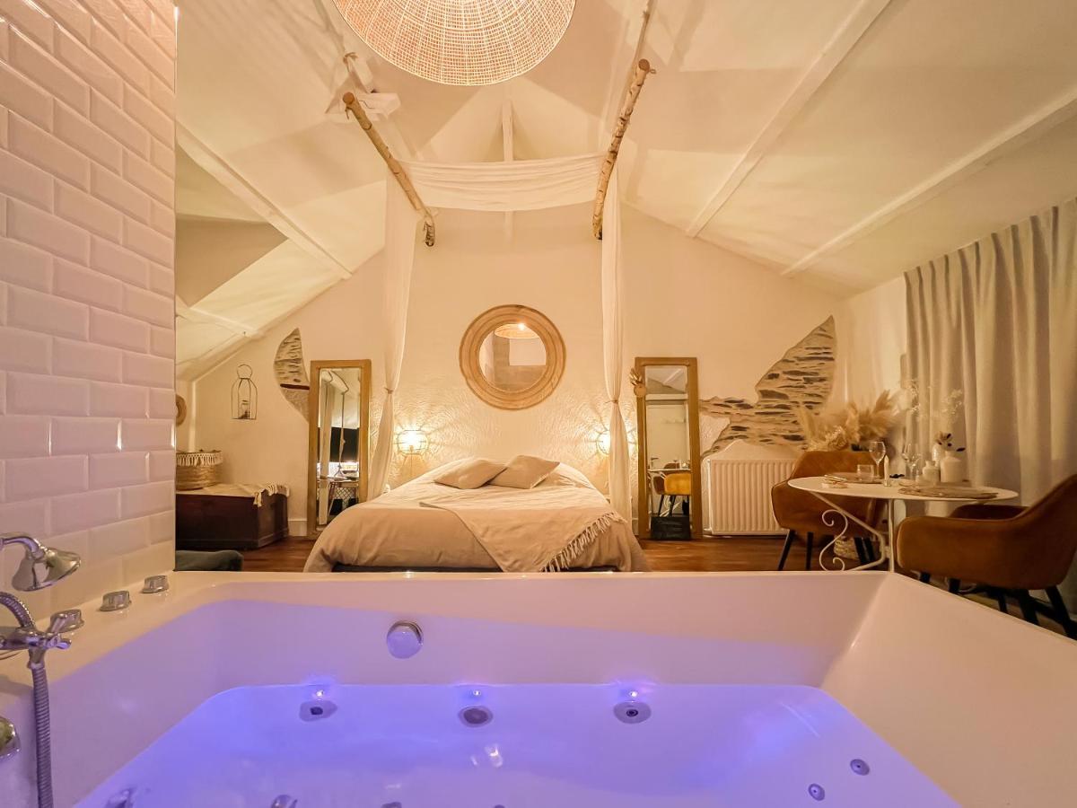 Love Room Boheme Les Petits Plaisirs Angers Bagian luar foto